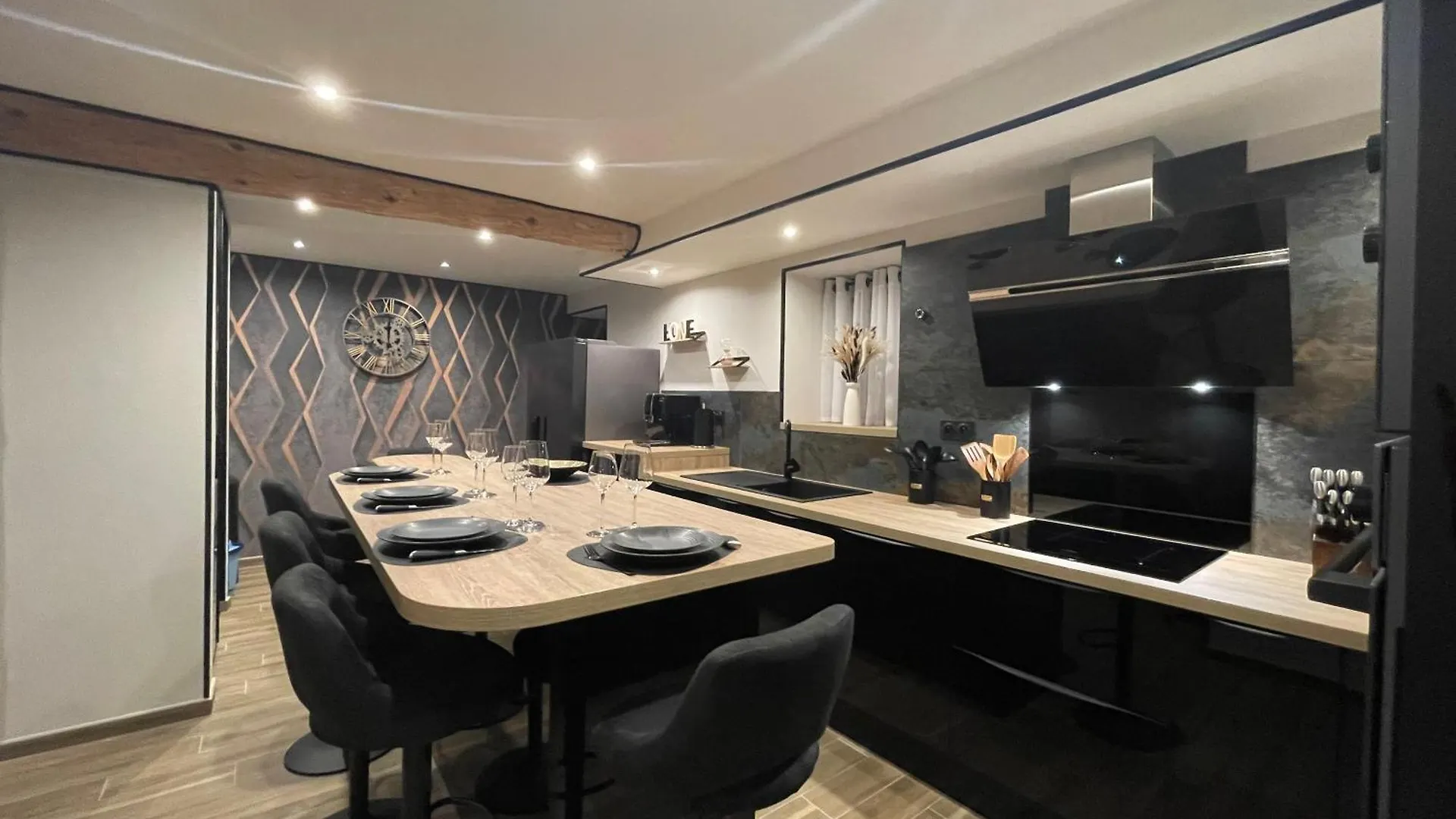 Pyrenair Location Maison 8 Personnes Proche Des Telecabines Bagnères-de-Luchon 法国