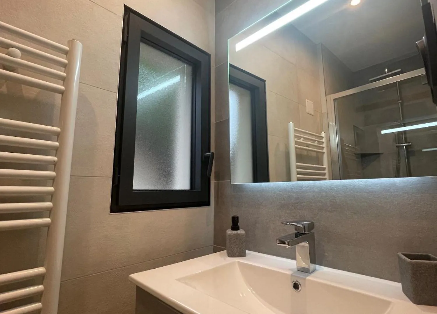 度假居 Pyrenair Location Maison 8 Personnes Proche Des Telecabines Bagnères-de-Luchon